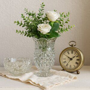 Williams Sonoma Bohemia Crystal 8" Vase Hand-Cut Lead Crystal Large Vase 24%